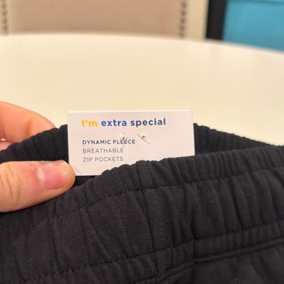 Old Navy Dynamic Fleece - Picture 3 of 13